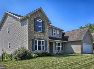 872 Buttonwood St, Palmyra, PA 17078