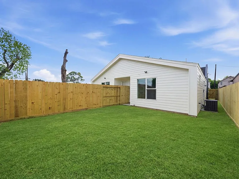 6514 Luce St #B — Photo 31