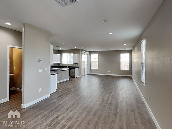 3rd image of 3794 Paseo De Paz Ave
