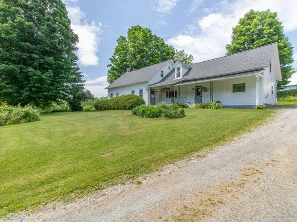 957 Lake Region Road, Irasburg, VT 05845