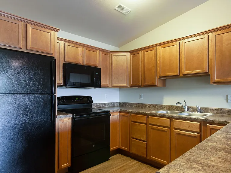 Willow Ridge Apartments — Photo 8