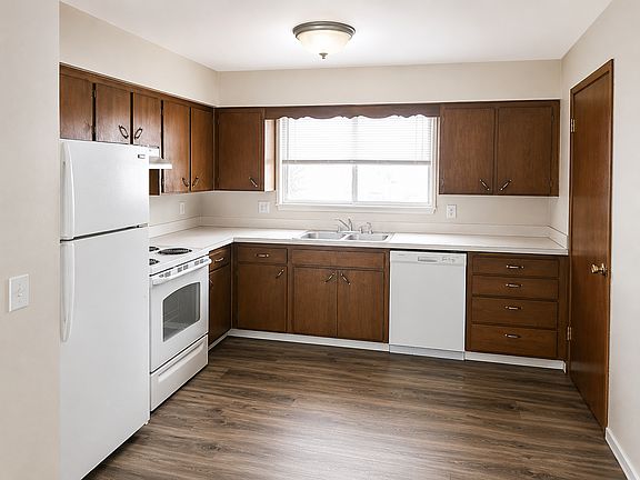 4th image of 1201 E Lakeside Ave #1