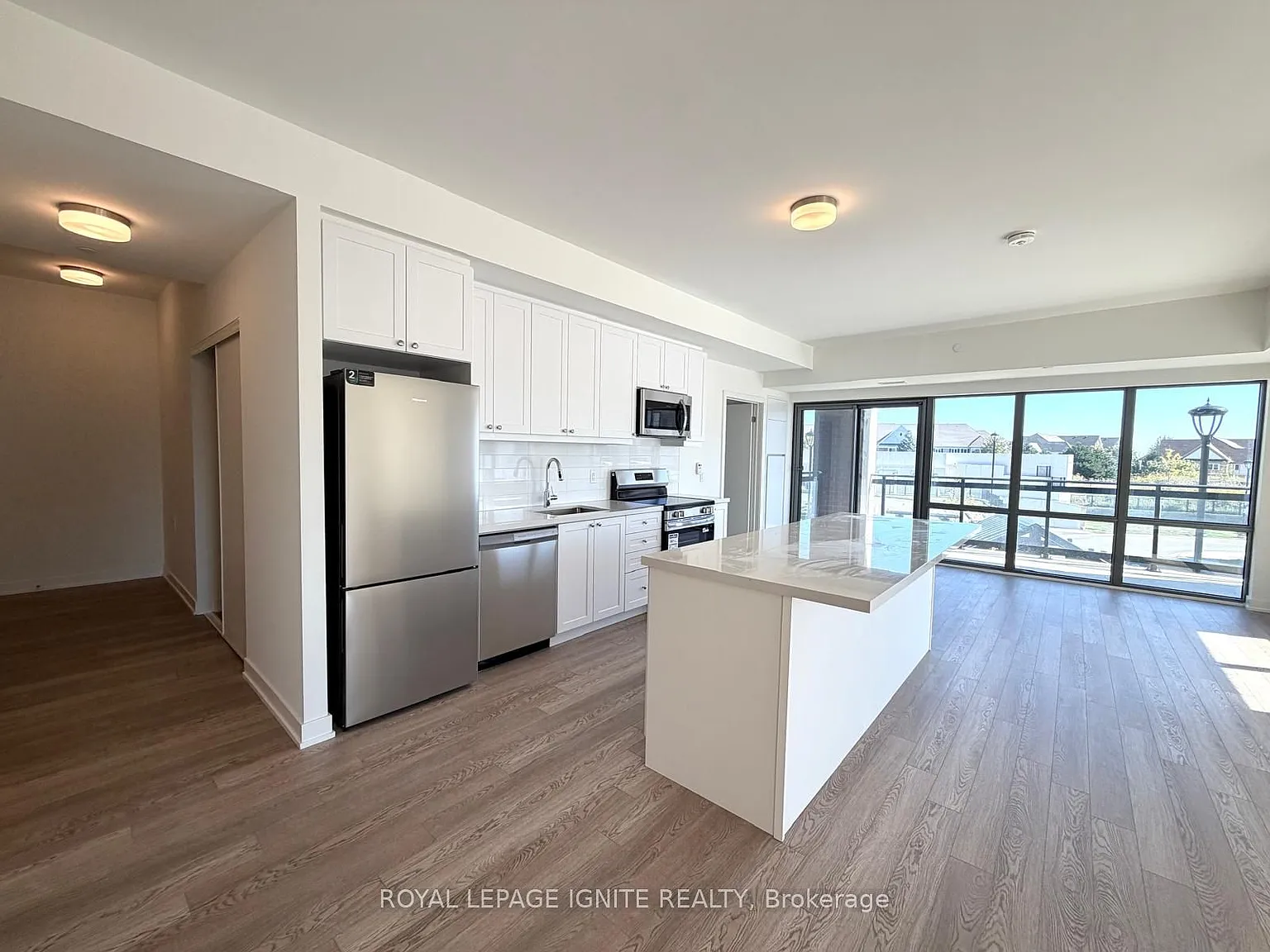 3 bed, $2,950 — Photo 3