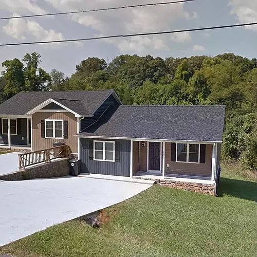 1417 Belmont Dr Photo 1