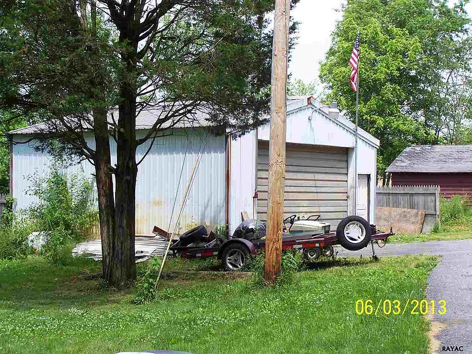 2nd image of 196 Marsh Creek Heights Rd