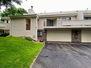 5448 Pompano Dr, Minnetonka, MN 55343