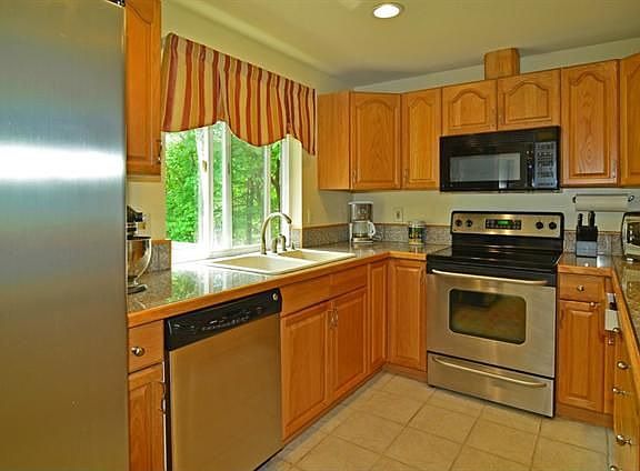 4th image of 9704 Lookout Dr NW