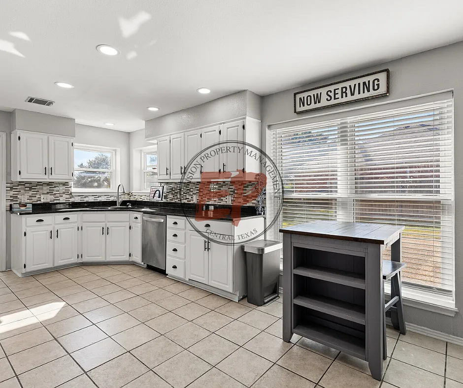 4209 Green Oak Drive - 1 — Photo 2
