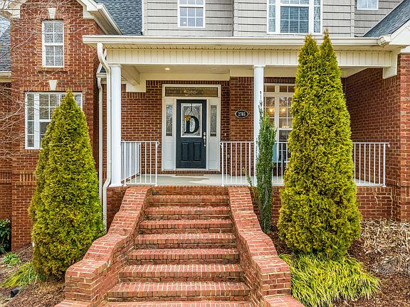 3rd image of 2703 Magnolia Ct NW