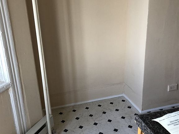 5th image of 908 Kennedy Blvd APT 3