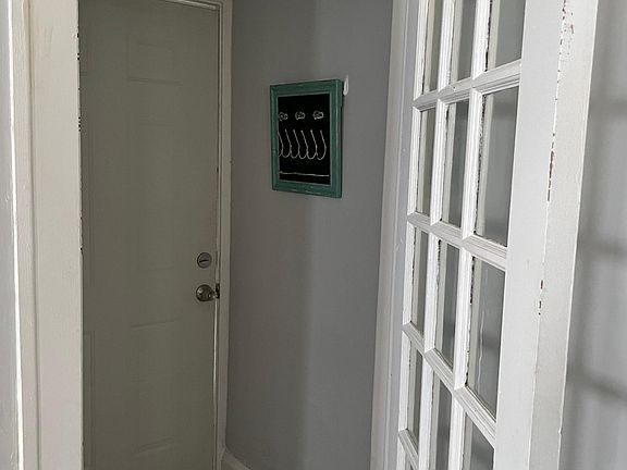 2nd image of 8208 Rosewood Ave #1