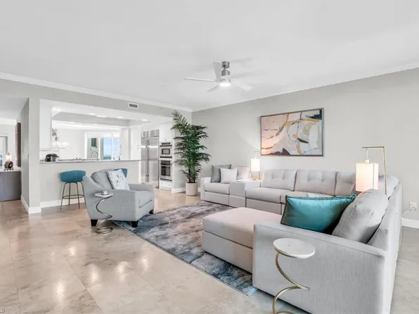 265 Indies Way #1404, Naples, FL 34110