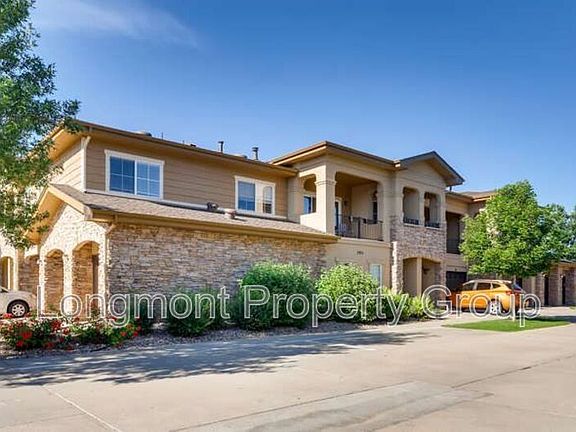 3rd image of 1011 Sonoma Cir #I