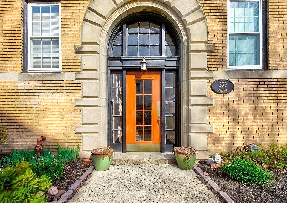 230 Mass Ave Arlington MA Zillow