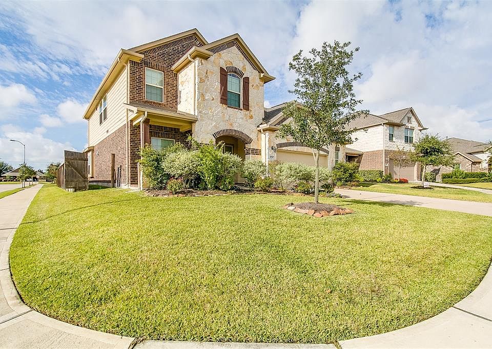 1st image of 6714 Douglas Spur Ct