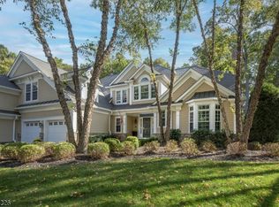 64 Morgan Ln, Basking Ridge, NJ 07920