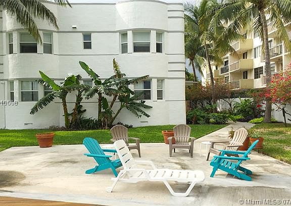 2nd image of 6911 Bay Dr APT 10