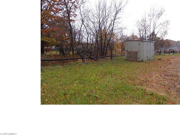 5th image of 34 Harold St