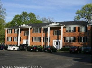 672 Ann St APT 102, Birmingham, MI 48009