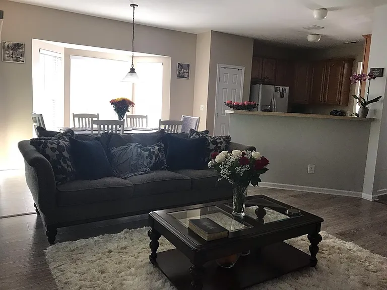 6000 Fountainbrook Dr #0 — Photo 3