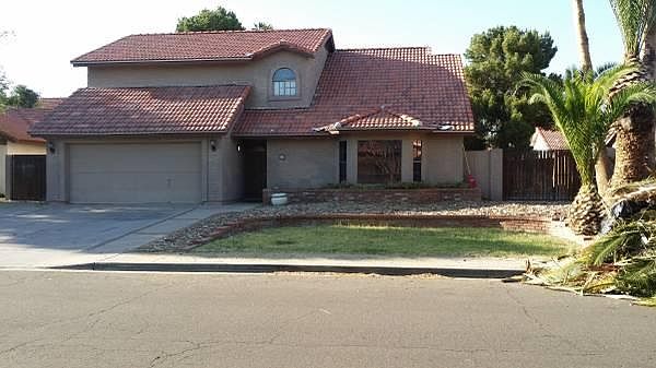 1st image of 420 E San Angelo Ave