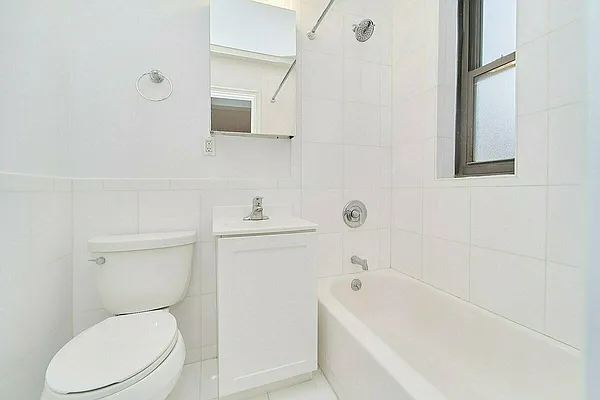 Rented by Living New York | media 41