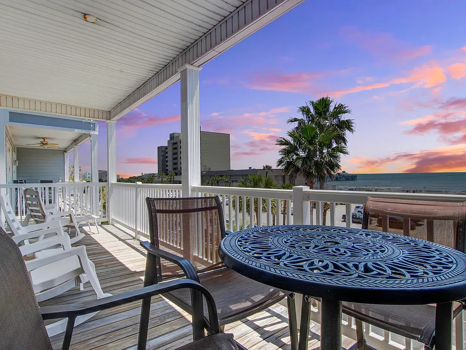 106 Arctic Ave #1DD