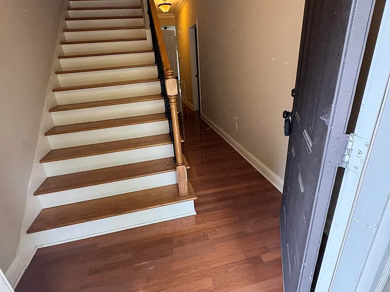 210 Treetop Dr NE — Photo 9