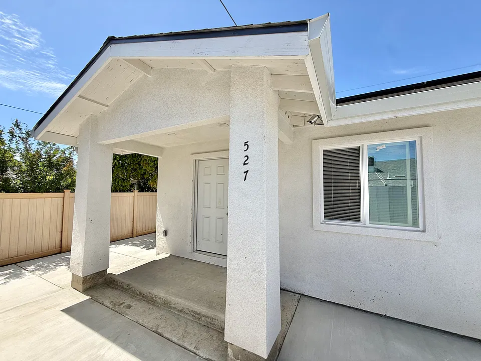 527 N Lincoln Ave