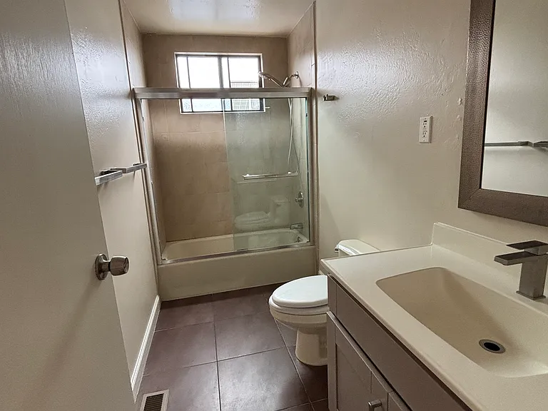 15 Montebello Dr #A — Photo 5