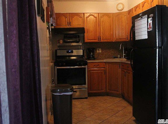 5th image of 205 Norma Ave