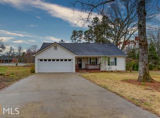 3323 Clearview Dr, Gainesville, GA 30506