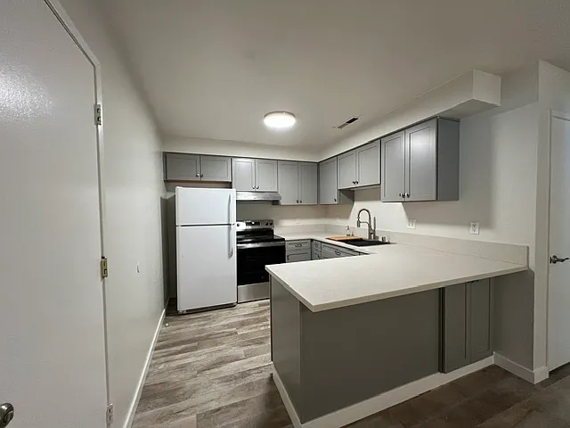 2907 Jolyn Way #B — Photo 22