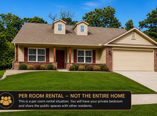3062 W Emil Dr, Fayetteville, AR 72704