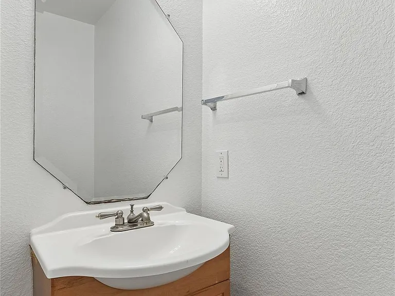 2372 Paradise Ridge Dr — Photo 24