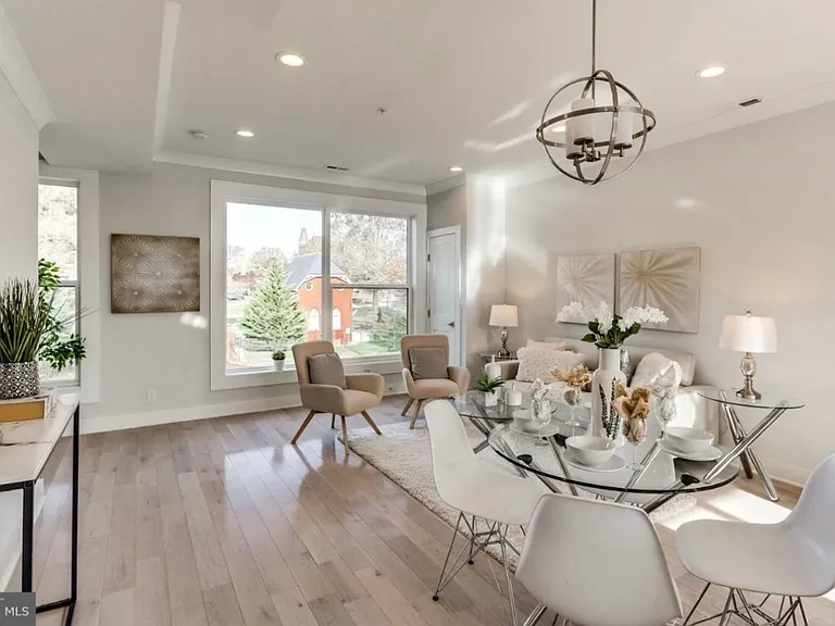 631 Florida Ave NE #A — Photo 4