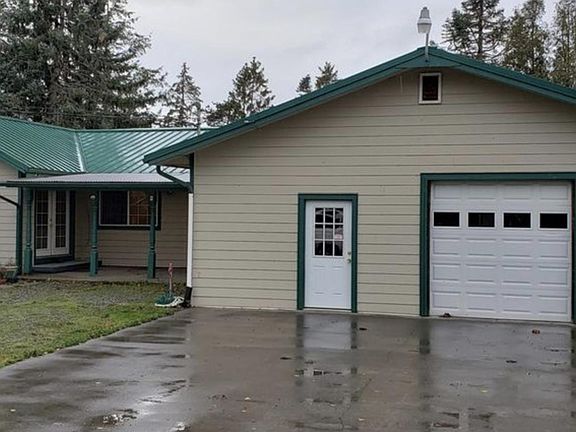 Driveway and patio area