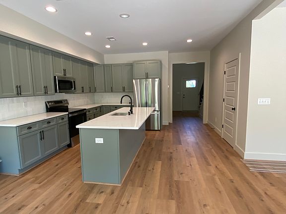 4th image of 1605 15th St S