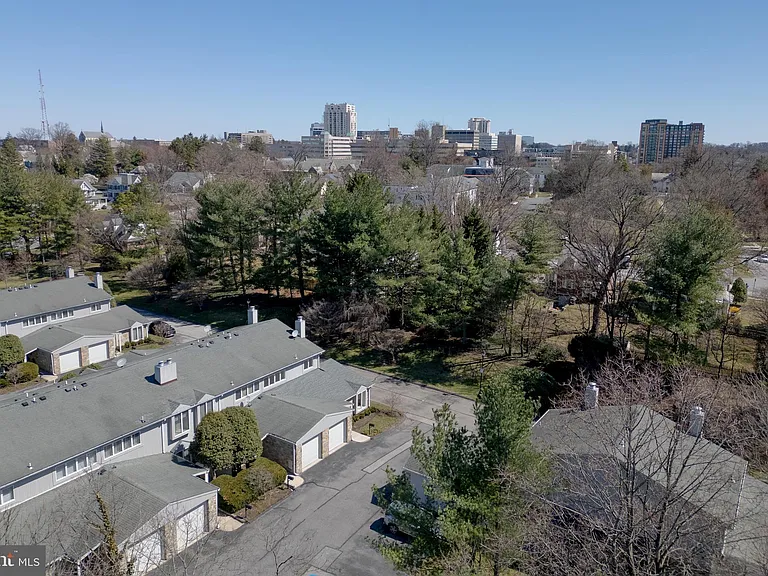 22 Stone Manor Ct #22 — Photo 20