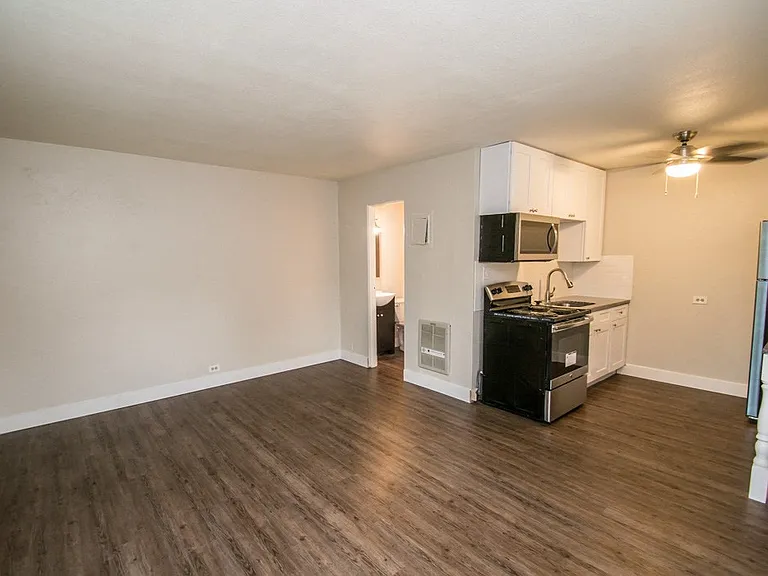 Baker Flats — Photo 4