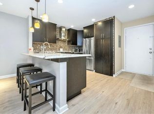 757 Spinnaker Ct, Secaucus, NJ 07094