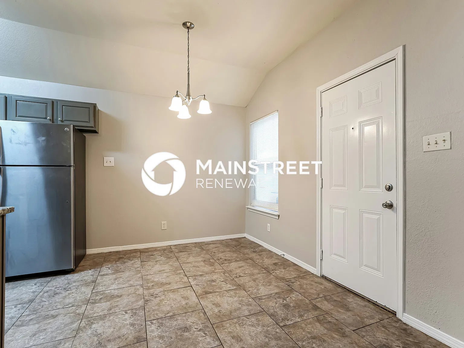7319 Trance Ln — Photo 4