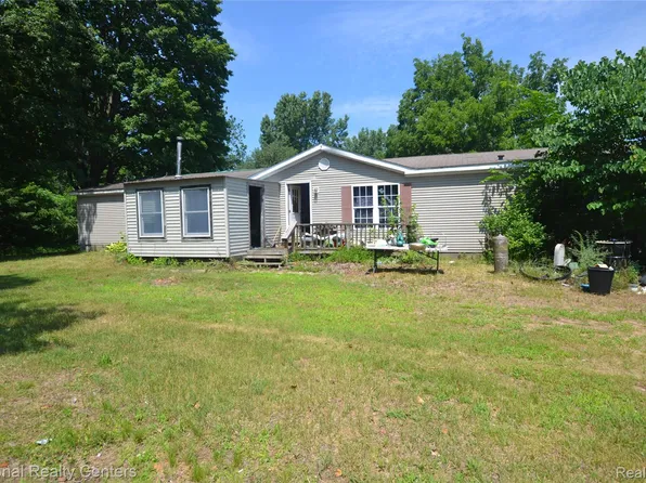 48116 County Road 388, Grand Junction, MI 49056