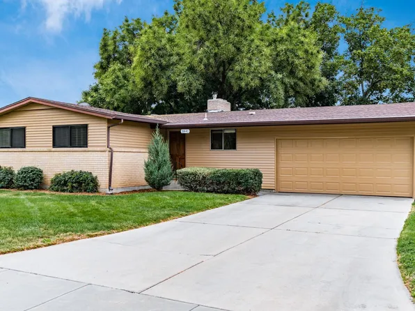 3841 N Sheringham Dr, Boise, ID 83704