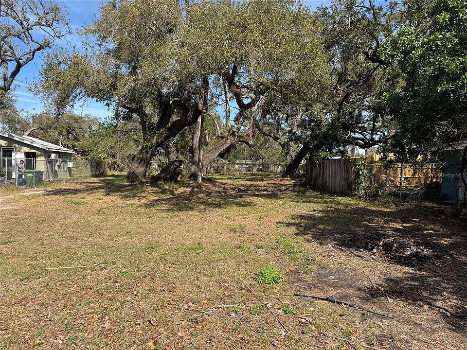 1st image of 1575 19th St #22