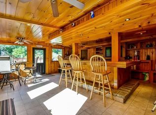 29 Pease Rd, East Longmeadow, MA 01028