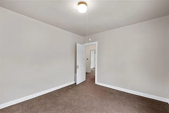 2114 E Webster Pl — Photo 11
