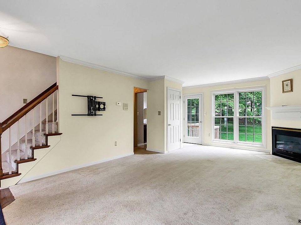 18 Amanda Ave, Hanover, PA 17331 Zillow