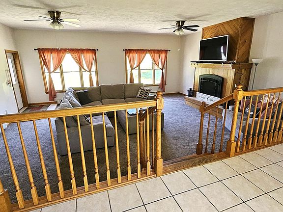 3rd image of 135 Clifton Mills Rd