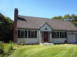 67 Leather Leaf Ln, Mashpee, MA 02649